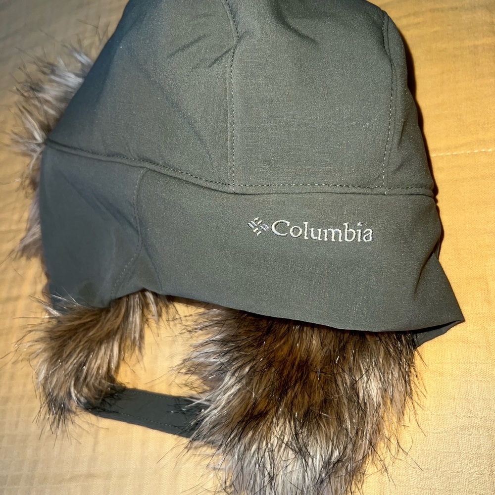Columbia fleece lined trapper hat